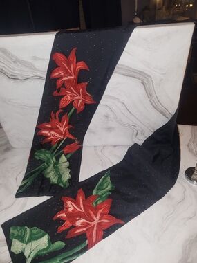 Signed Hanae Mori Premium Silk Twill Women’s Scarf. NavyFloral